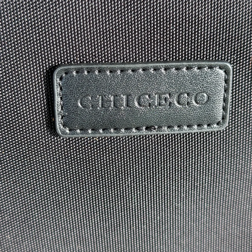 CHICECO Large Cosmetic Makeup Bag( 10x7x4)~Black-NWT'S